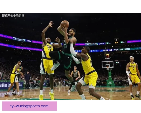 东部决赛激战热火步行者鏖战赛场谁能笑到最后